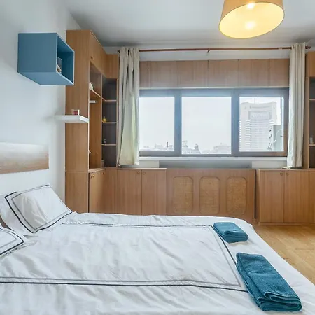 Old New Apartment *