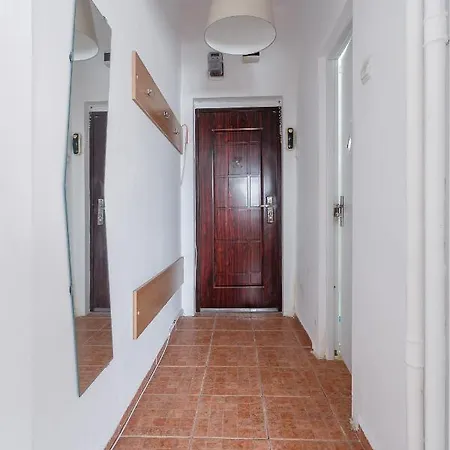 Old New Apartment *